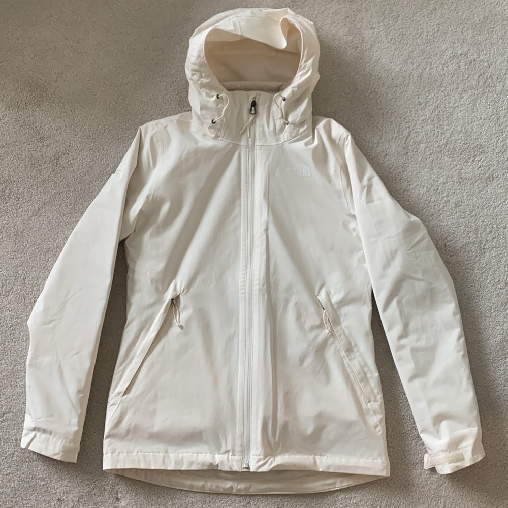 North Face Carto TriClimate 3-in-1 Women’s cream colored coat, size small